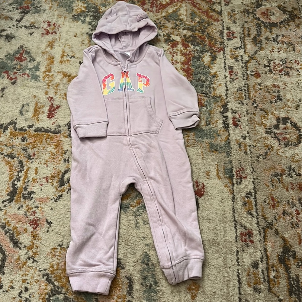 NWOT Baby Gap One Piece Zip Up 12-18 Months